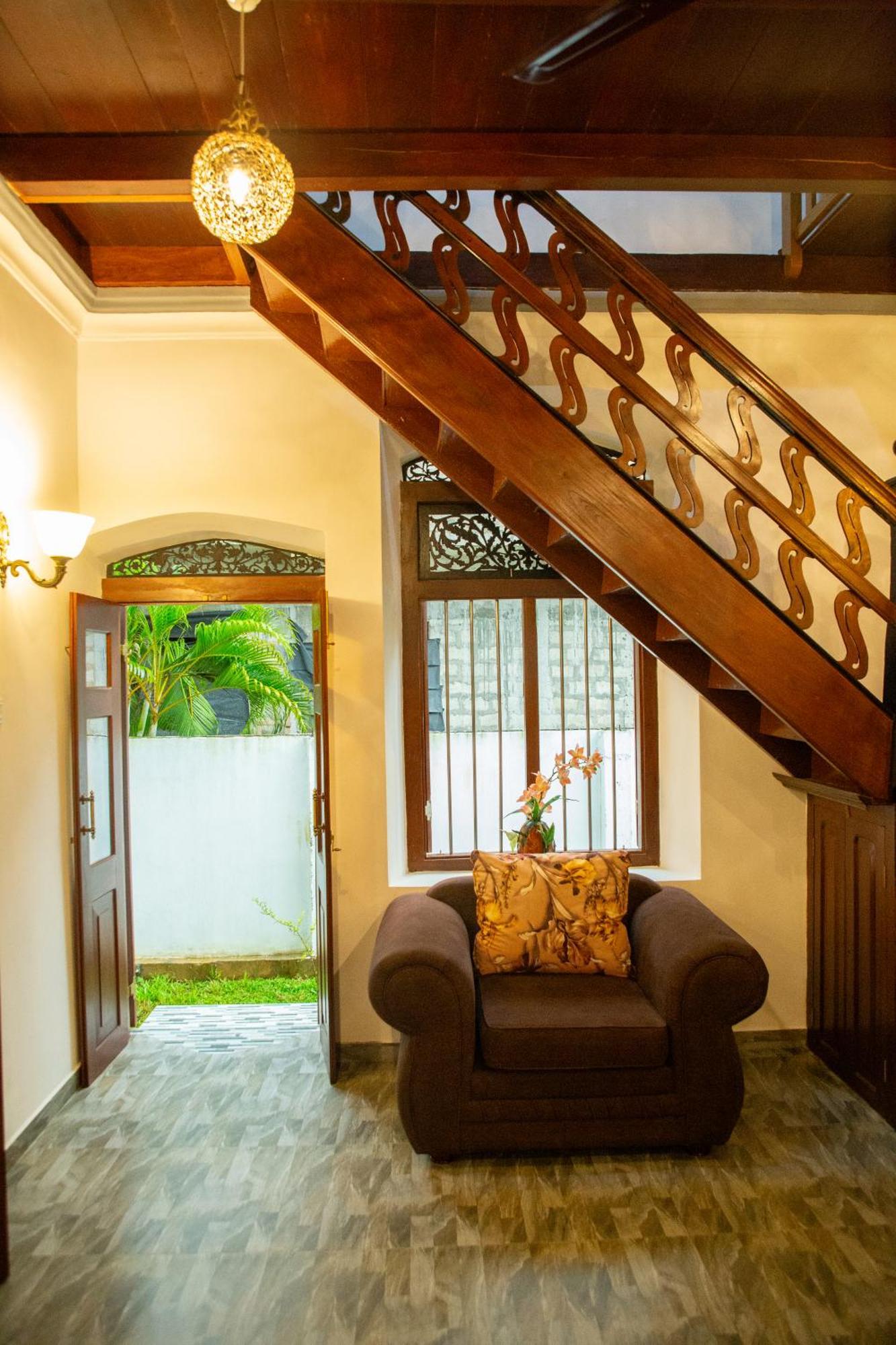 Ranagiri Relaxing Bungalow Bentota Exterior photo