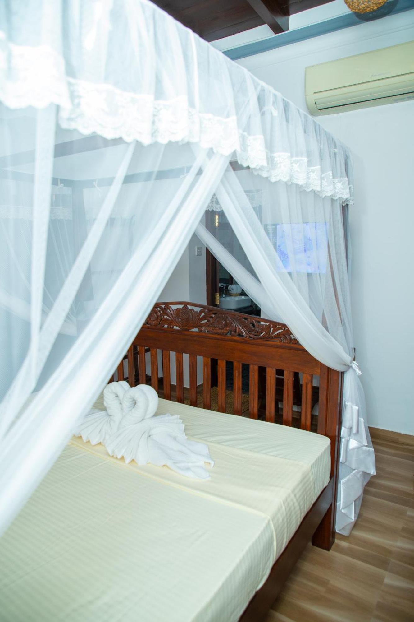 Ranagiri Relaxing Bungalow Bentota Exterior photo